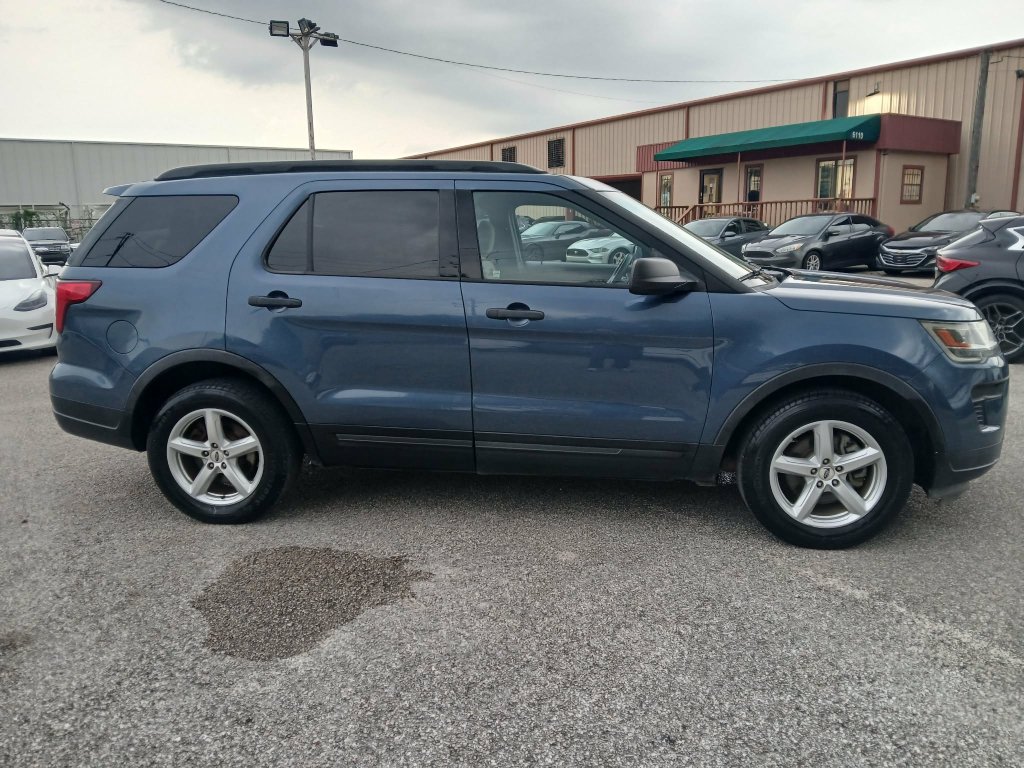 Used 2018 Ford Explorer FWD image 4