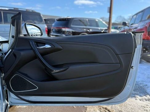 Used 2017 Buick Cascada Premium image 15