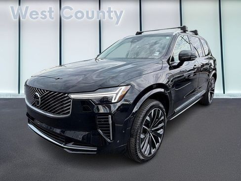 Used 2025 Volvo XC90 T8 Ultra AWD/4WD image 9