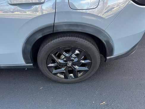 Used 2023 Honda HR-V Sport image 19