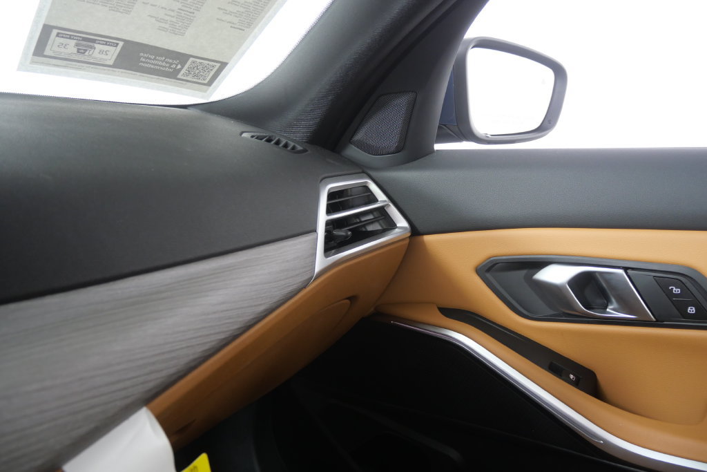 Certified 2026 BMW 330i Sedan RWD image 26