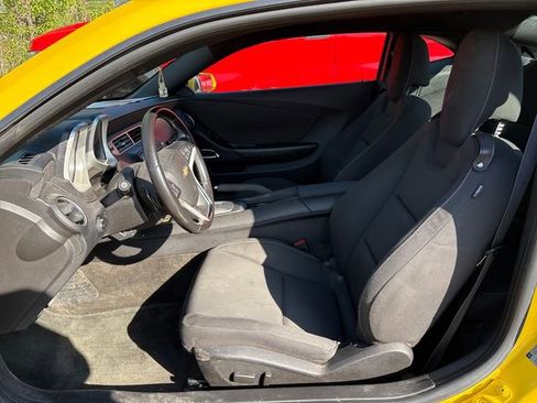 Used 2013 Chevrolet Camaro LT RWD image 8