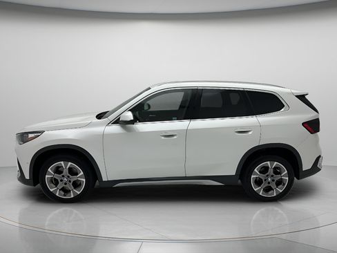 Used 2026 BMW X1 xDrive28i AWD/4WD image 6
