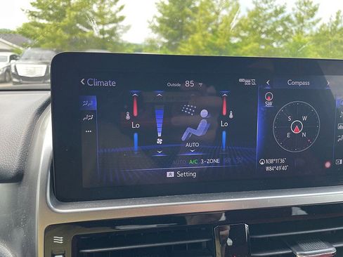 Used 2022 Lexus GX 460 Premium image 23