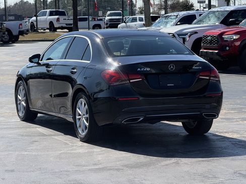 Used 2019 Mercedes-Benz A 220 4MATIC image 10