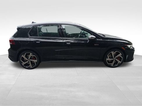 New 2026 Volkswagen GTI SE FWD image 6