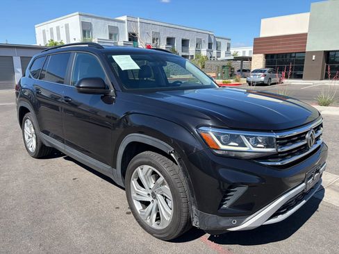 Used 2021 Volkswagen Atlas SE FWD image 2