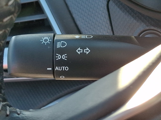 Used 2020 Subaru Forester Premium AWD/4WD image 24