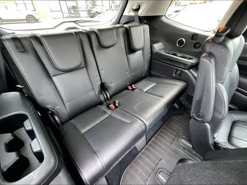 Used 2021 Subaru Ascent Limited w/ Technology Package image 26