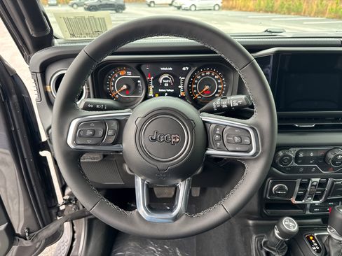 New 2026 Jeep Wrangler Sahara image 20