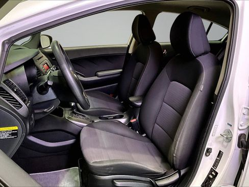 Used 2015 Kia Forte LX w/ Popular Package image 20