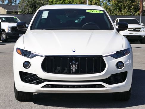 Used 2024 Maserati Levante GT Ultima image 7