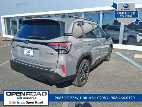 Certified 2025 Subaru Forester Premium image 7