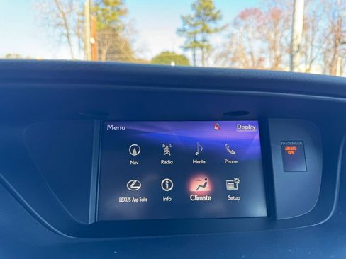 Used 2017 Lexus ES 350 w/ Navigation System Package image 20