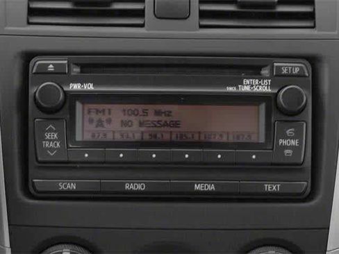 Used 2013 Toyota Corolla L image 7