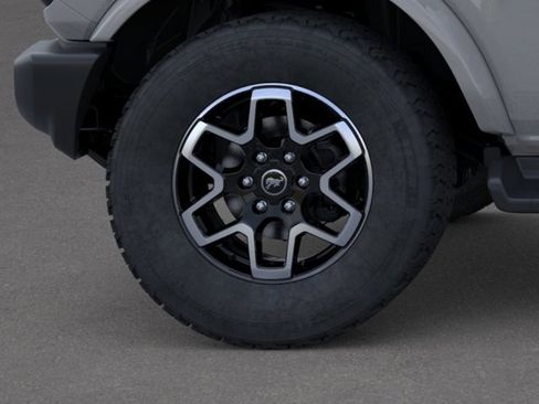 New 2026 Ford Bronco Outer Banks image 21