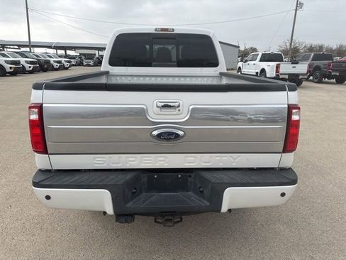 Used 2016 Ford F250 Platinum w/ FX4 Off-Road Package image 7