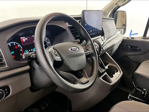 Used 2024 Ford Transit 350 XLT RWD image 10