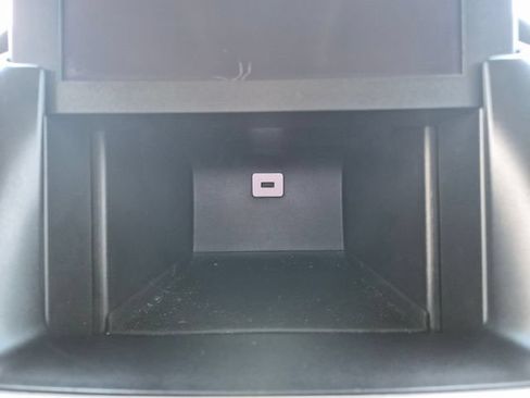 Used 2019 GMC Yukon SLE w/ SLE Value Package AWD/4WD image 25