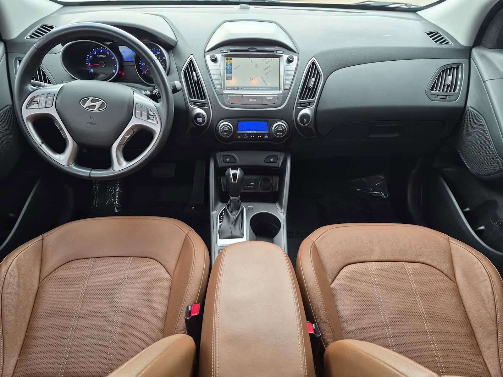 Used 2015 Hyundai Tucson Limited w/ Option Group 03 FWD image 15