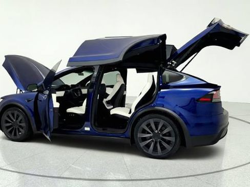 Used 2022 Tesla Model X Plaid AWD/4WD image 15