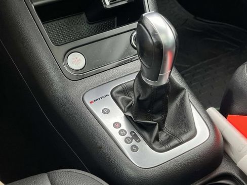 Used 2017 Volkswagen Tiguan Wolfsburg Edition image 24