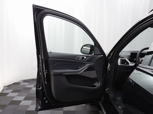 New 2026 BMW X7 xDrive40i w/ M Sport Package image 5