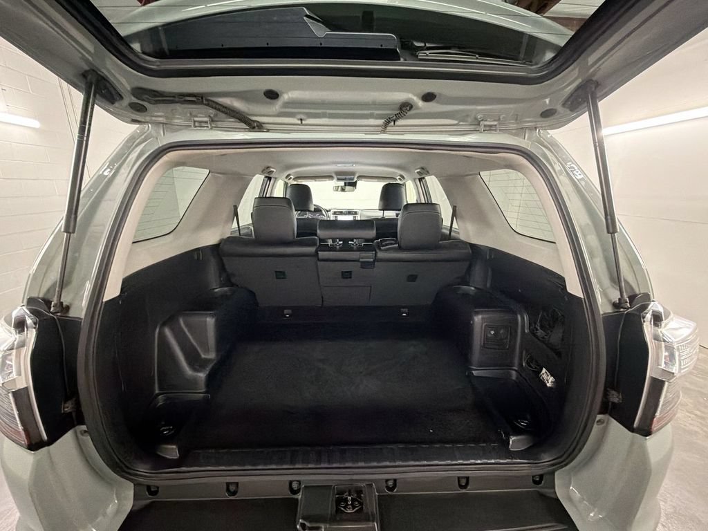 Used 2022 Toyota 4Runner TRD Sport RWD image 24