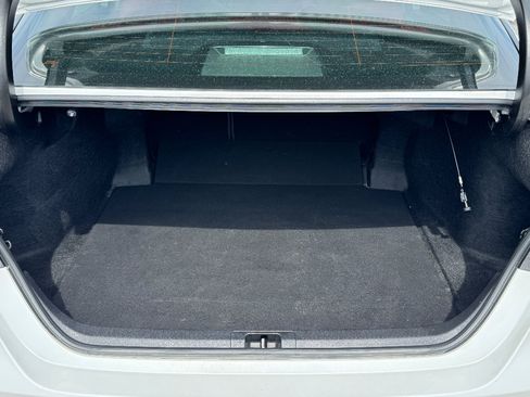 Used 2019 Toyota Camry XSE w/ Navigation Package image 15