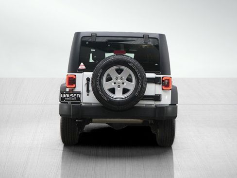 Used 2018 Jeep Wrangler Unlimited Sport S AWD/4WD image 4