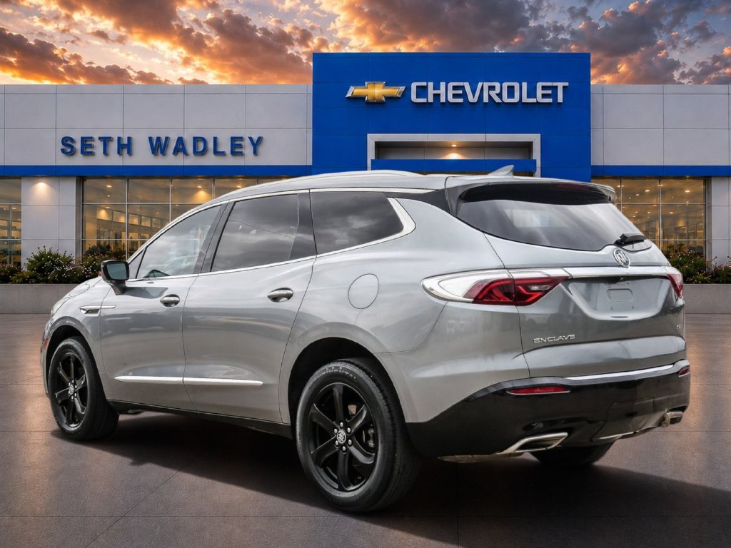 Used 2024 Buick Enclave Essence w/ Sport Touring Edition FWD image 5