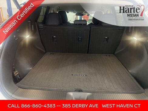 Certified 2025 Nissan Murano SV image 32