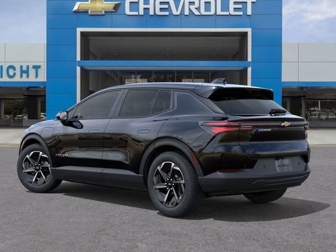 New 2026 Chevrolet Equinox EV LT image 3