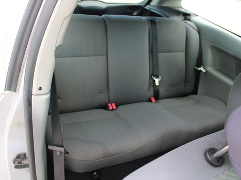 Used 2006 Ford Focus S FWD image 25