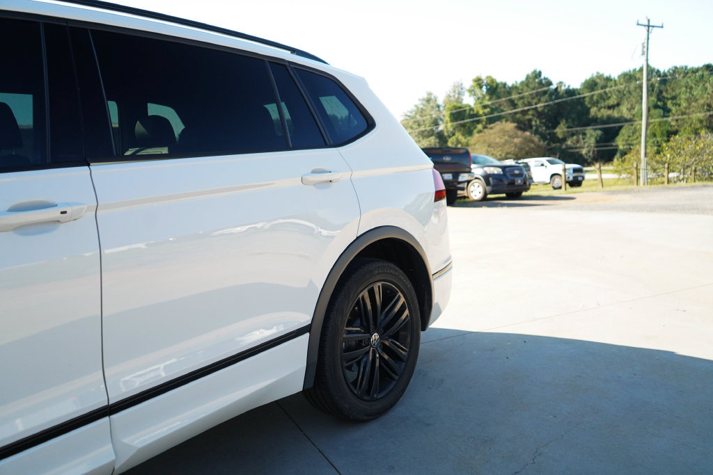 Used 2022 Volkswagen Tiguan SE R-Line FWD image 23