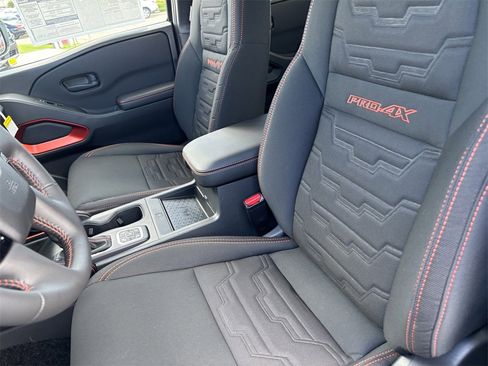New 2026 Nissan Frontier PRO-4X w/ Pro-4x Convenience Package image 15