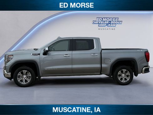 Used 2025 GMC Sierra 1500 SLT image 2