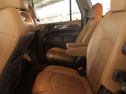 Used 2016 Buick Enclave Leather image 30