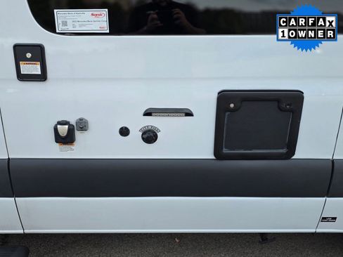 Used 2022 Mercedes-Benz Sprinter 2500 image 30