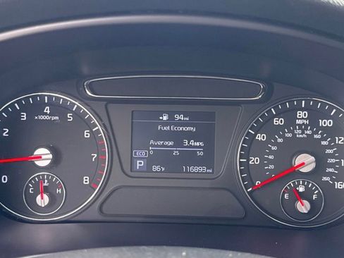 Used 2020 Kia Sorento FWD V6 image 3