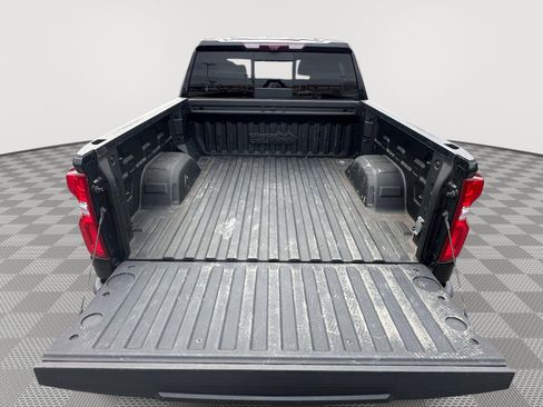 Certified 2022 Chevrolet Silverado 1500 High Country w/ High Country Premium Package image 34