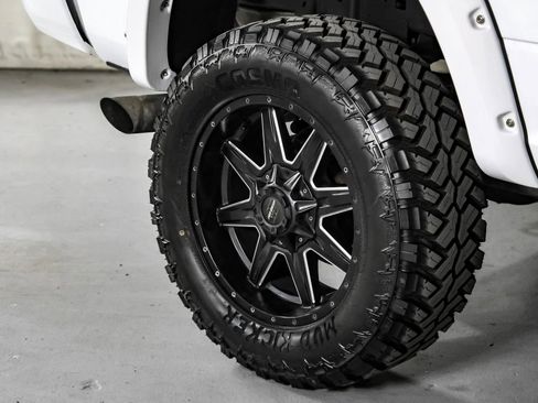 Used 2017 RAM 2500 SLT image 54