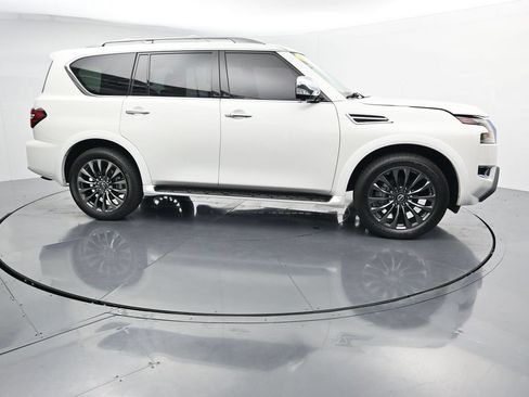 Used 2023 Nissan Armada Platinum w/ Captain's Chairs Package AWD/4WD image 9