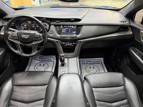 Used 2019 Cadillac XT5 Platinum AWD/4WD image 19