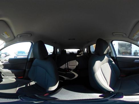 Used 2025 Kia Sportage LX FWD image 35