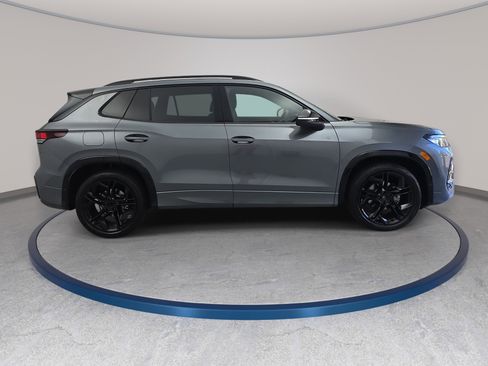 New 2026 Volkswagen Tiguan SE R-Line FWD image 4