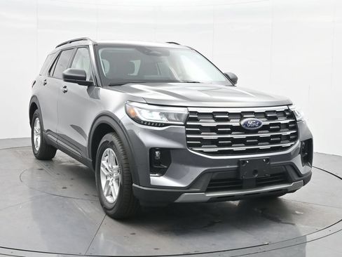 New 2026 Ford Explorer Active w/ Active Comfort Package RWD image 4