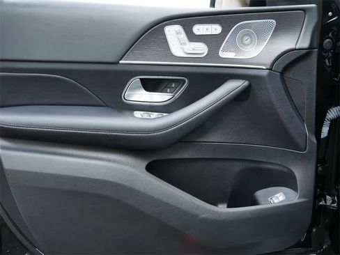 Used 2020 Mercedes-Benz GLE 580 4MATIC image 11