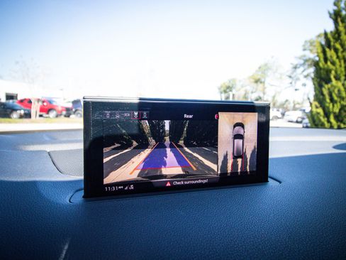 Used 2019 Audi Q7 2.0T Premium Plus w/ Premium Plus Package image 27