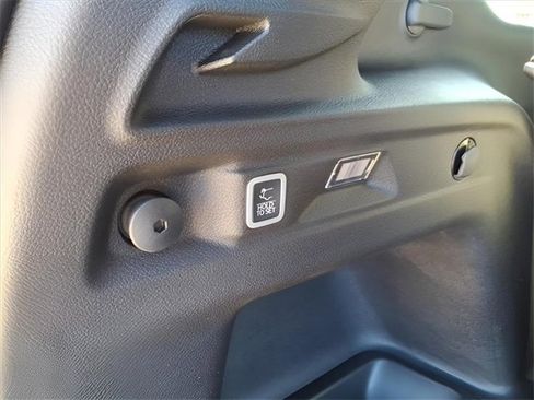 New 2025 Jeep Grand Cherokee L Limited image 6